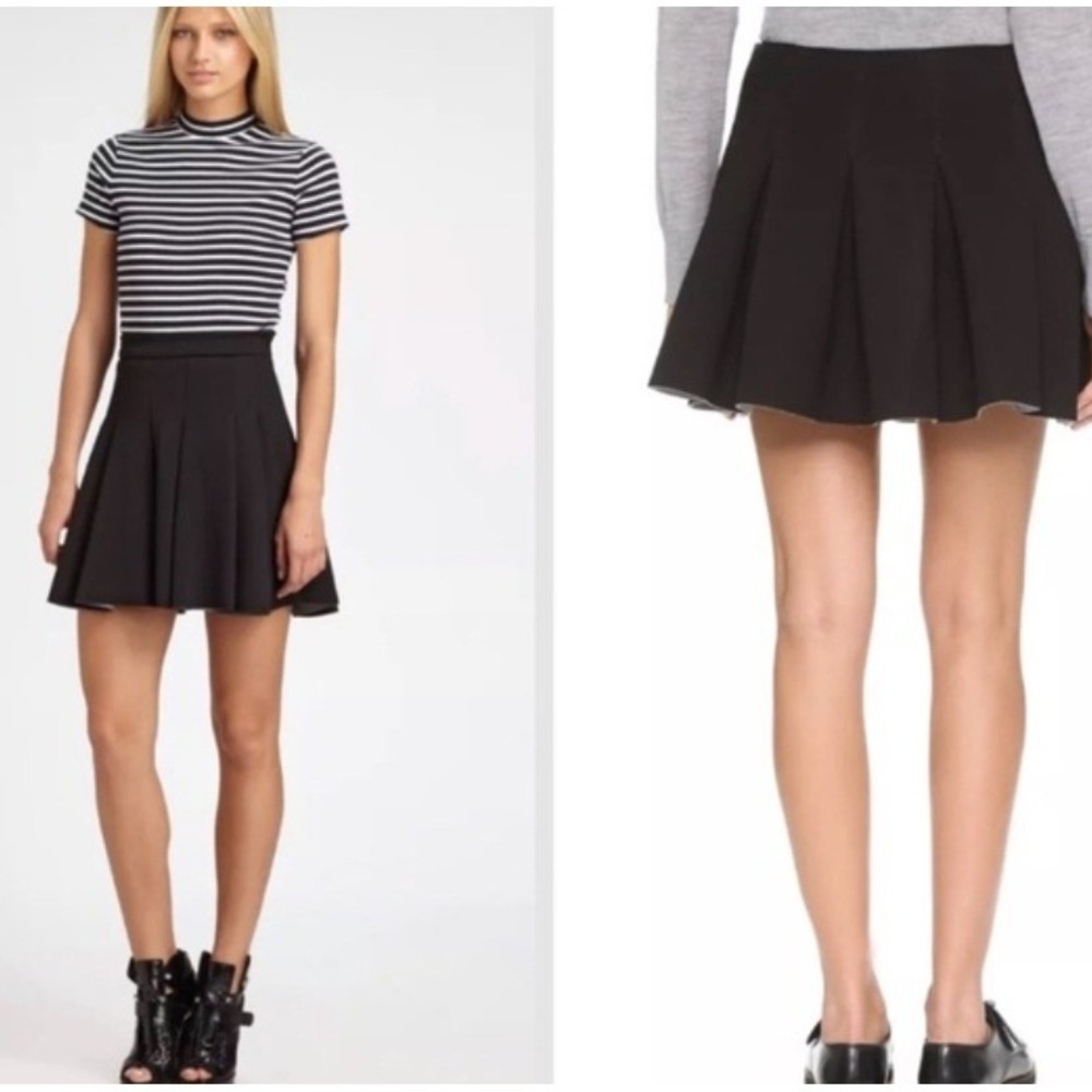 T by Alexander Wang‎ Black Pleated Mini Skirt Scuba Neoprene Skater Size Medium